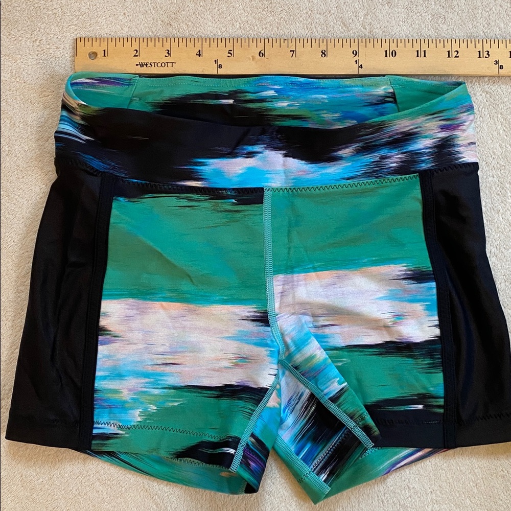Lululemon Water: Sun & Swim women’s swim shorts Pigment Wind Dragonfly Sz S - Picture 7 of 8